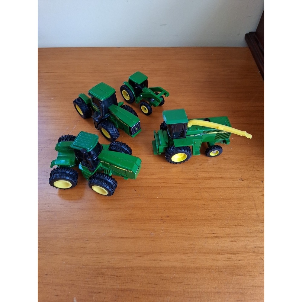 ERTL 1/64 John Deere Tractors Diecast 4 Pk Trailer LOT Loose Used